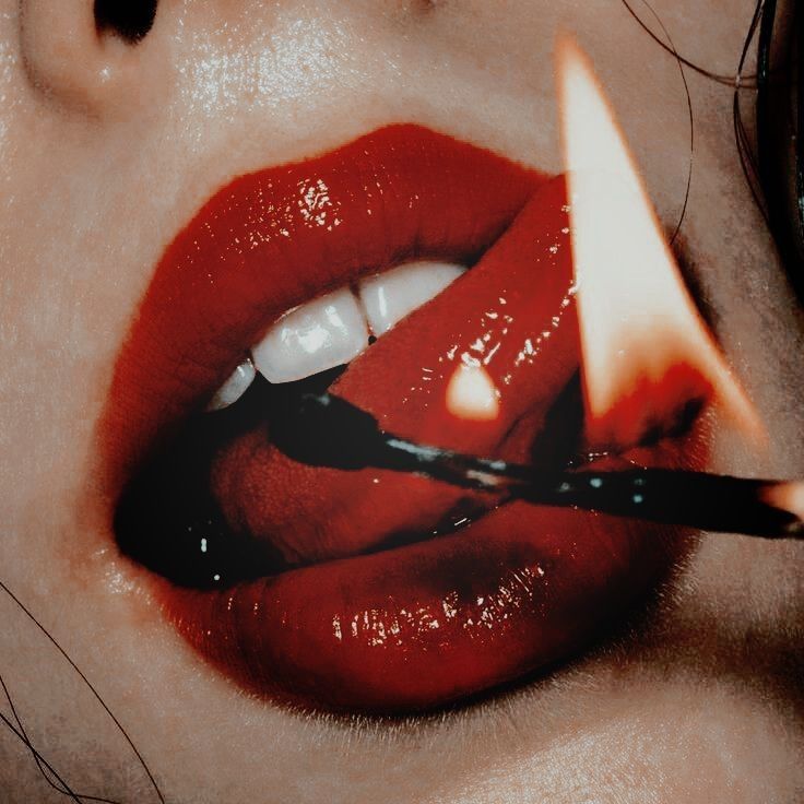 Red Lips Aesthetic